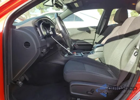 2017 Dodge Charger Sxt z USA, uszkodzony, nr VIN 2C3CDXHG3HH649525